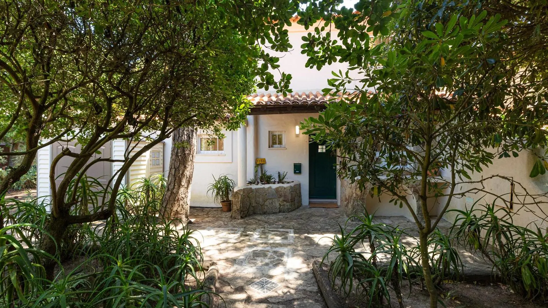 Holiday home Seaya Villa Marinha Cascais